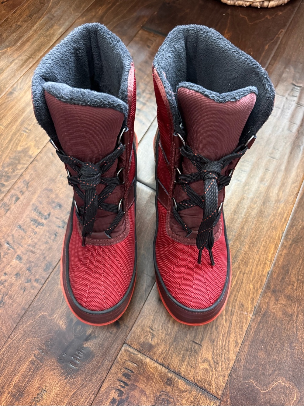 Sorrel Women’s Waterproof Burgundy Winter Boots with Fleece Lining - Picture 5 of 9